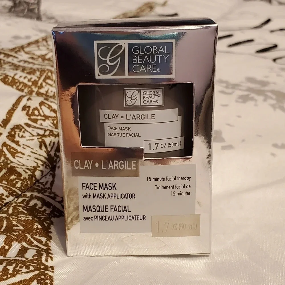 Global Beauty Clay Face Mask with Applicator 1.7oz